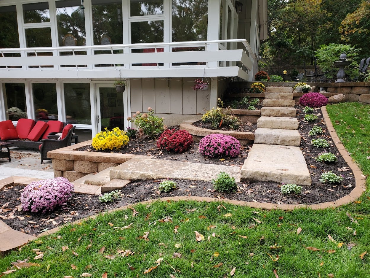 Landscaped walkway